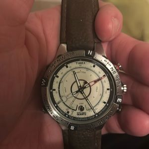 Timex intelligent quartz. Compass and high low tide. Perfect condition